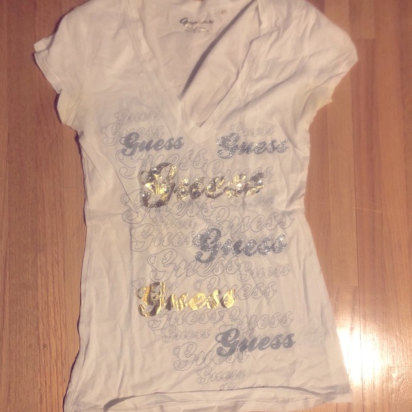 Guess Shirt (Size Small) - Picture 1 of 1